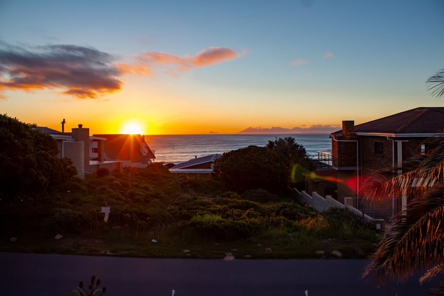 3 Bedroom Property for Sale in De Kelders Western Cape